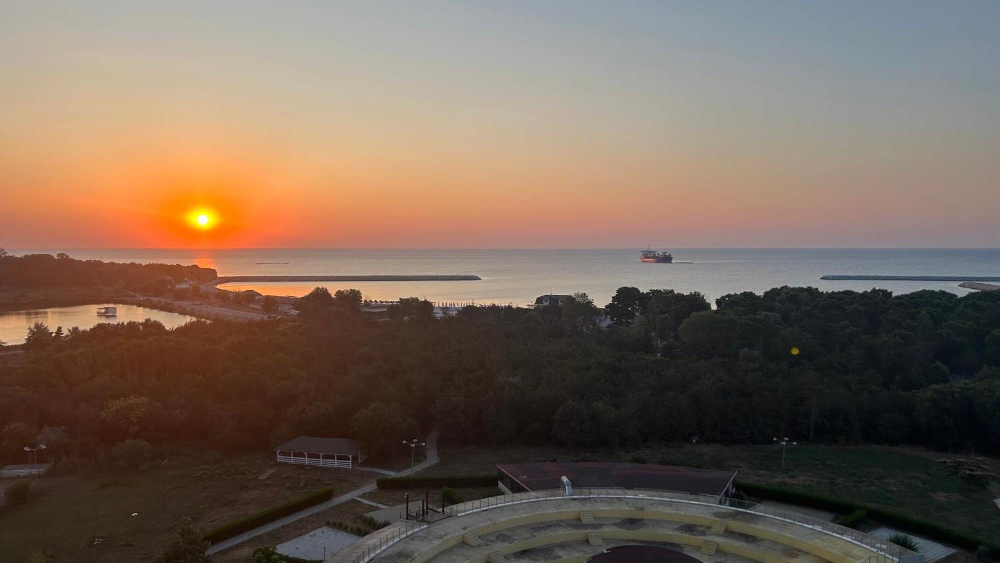 אפרטהוטל אולימפ Black Sea View מראה חיצוני תמונה